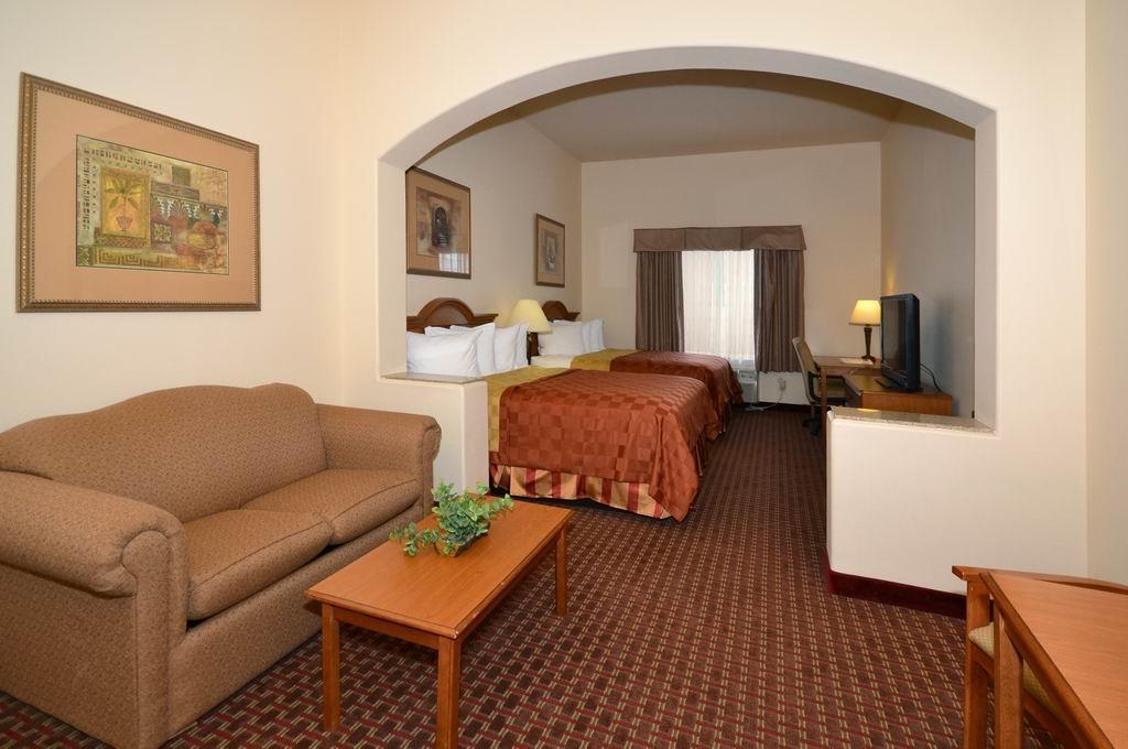 Best Western Casa Villa Suites Harlingen Ngoại thất bức ảnh